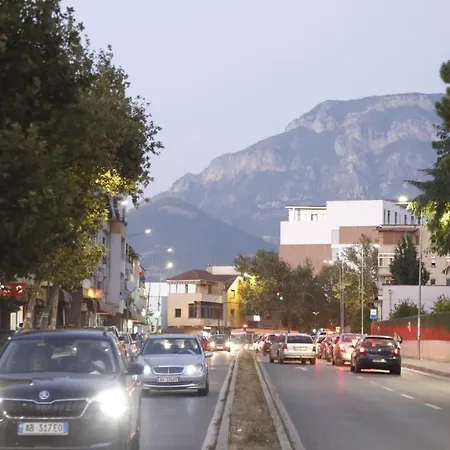 Illyrian 2 게스트하우스